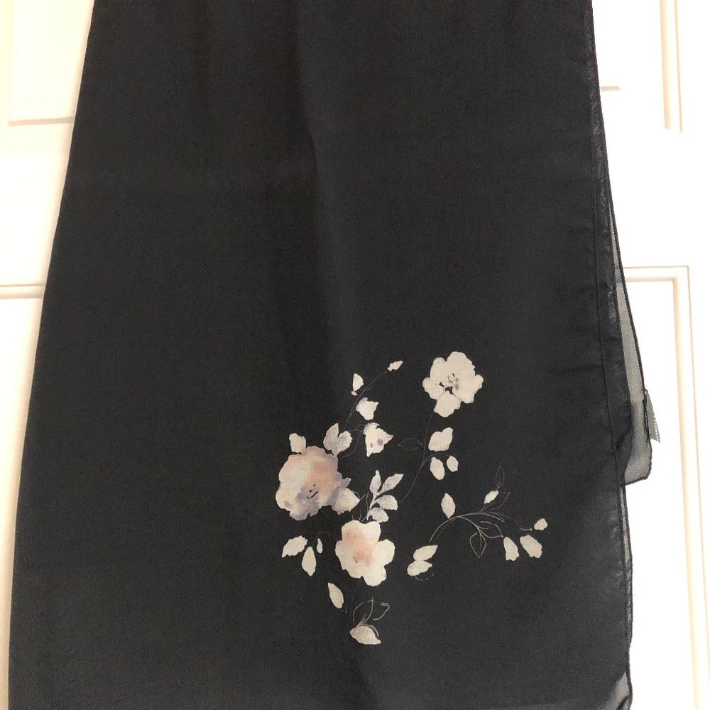 Mariella Burani Wrap (3 for $10)